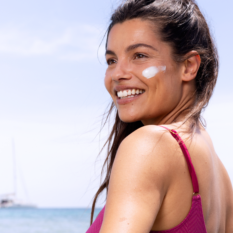 驴C贸mo elegir el protector solar ideal para piel grasa y con acn茅?